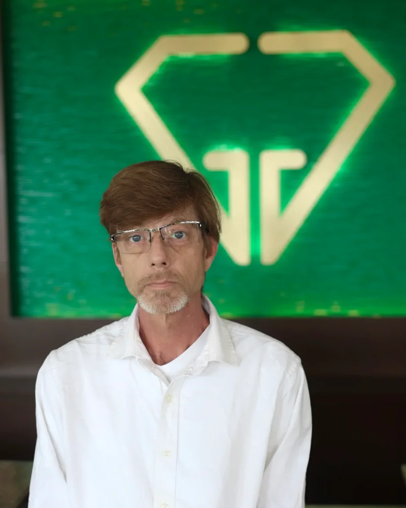 Aron Johnson — Jeweler