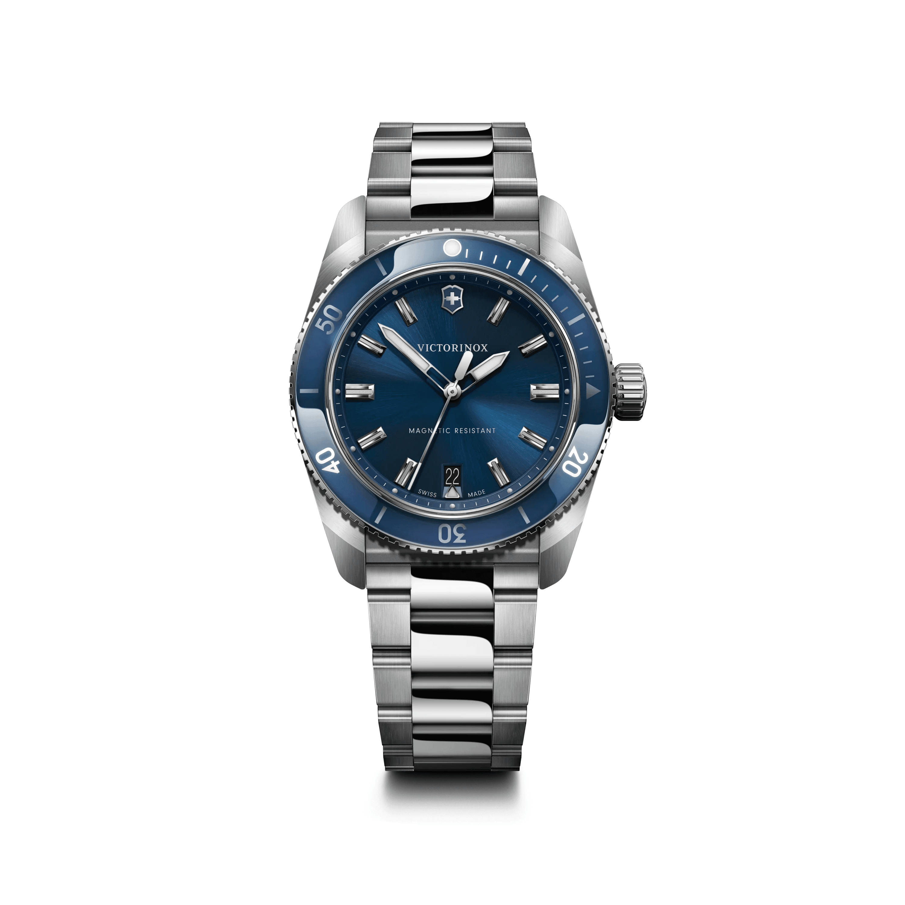 Maverick Quartz 39mm — Blue Dial / Steel Bracelet — Victorinox style 242095