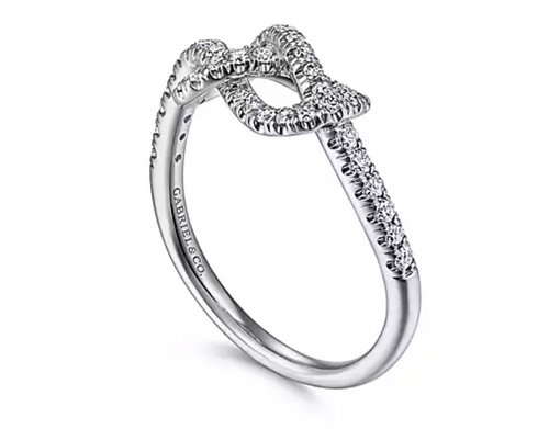 Twisted Diamond Knot Ring